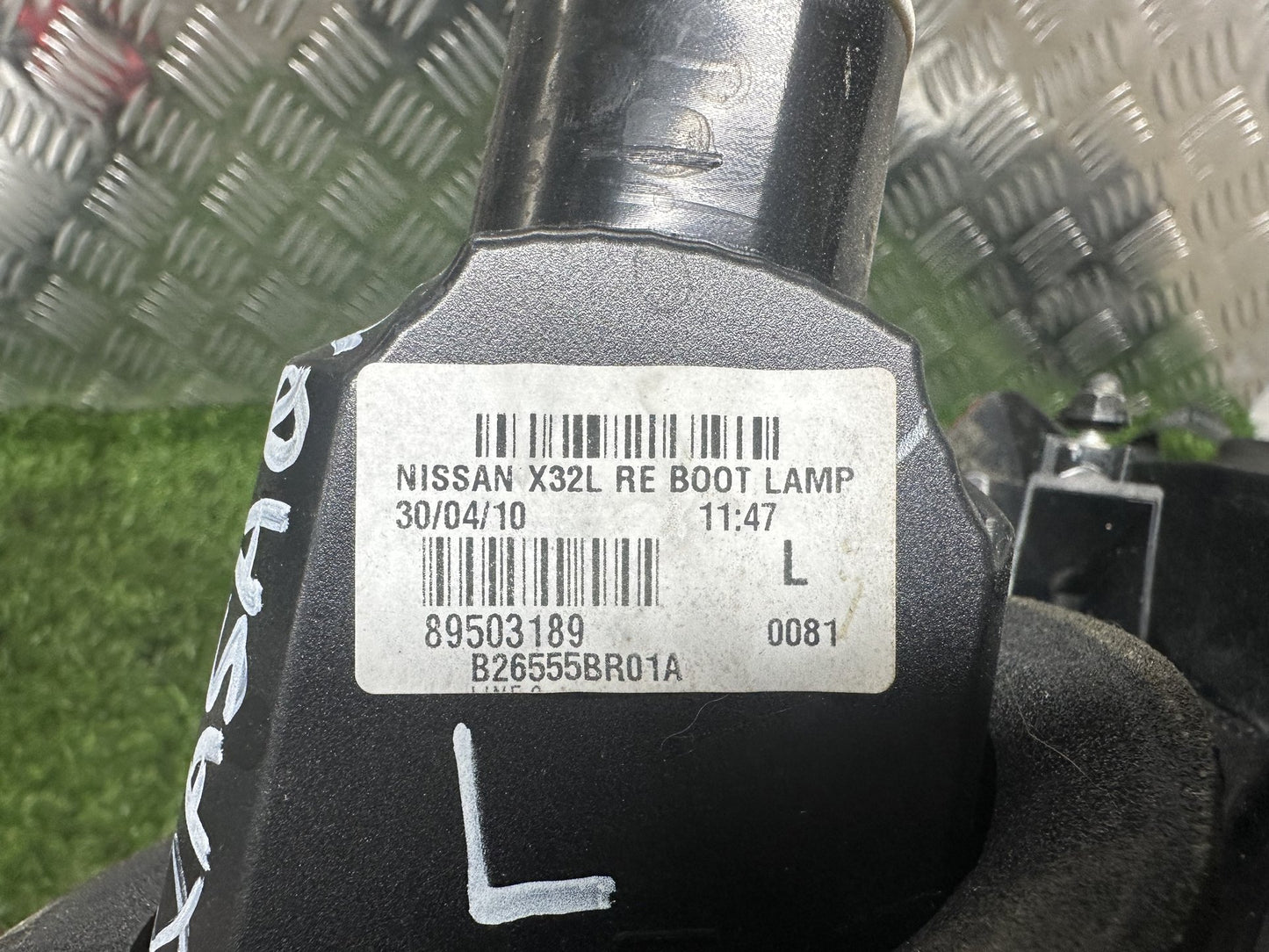 2010-2013 Nissan Qashqai J10- Left Tailgate Garnish PN: 89503189