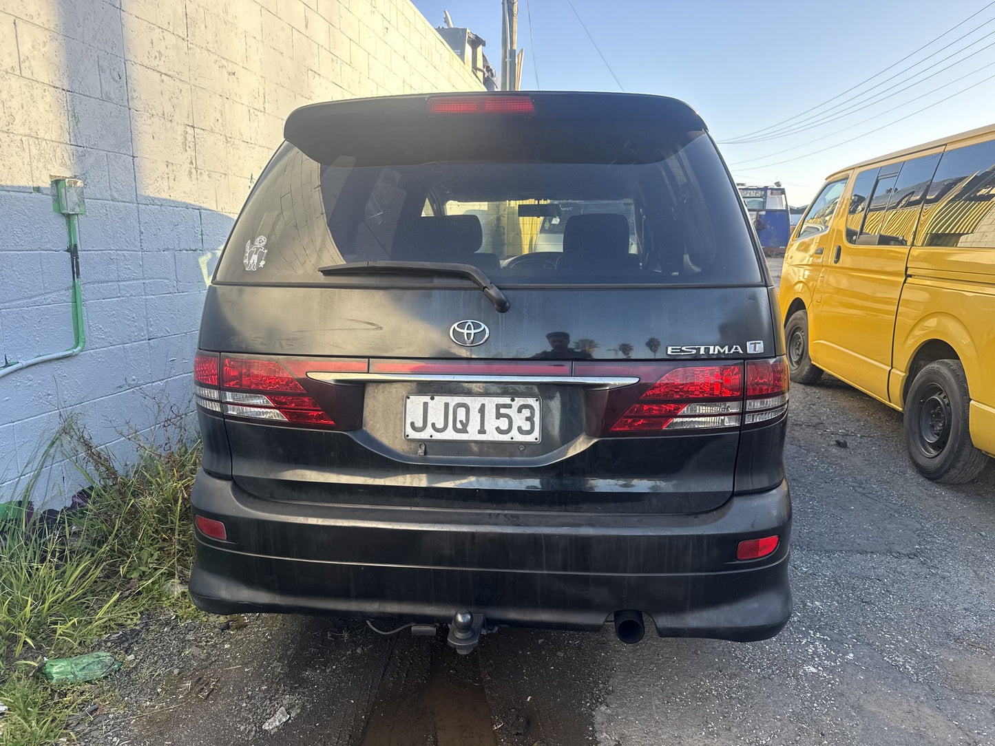 Now Wrecking: 2004 Toyota Estima(2AZ-B094489) – Parts Available