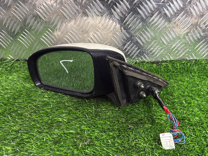 2004 - 2009 Nissan Fuga Left Door Mirror 13 Wire - Camera Type