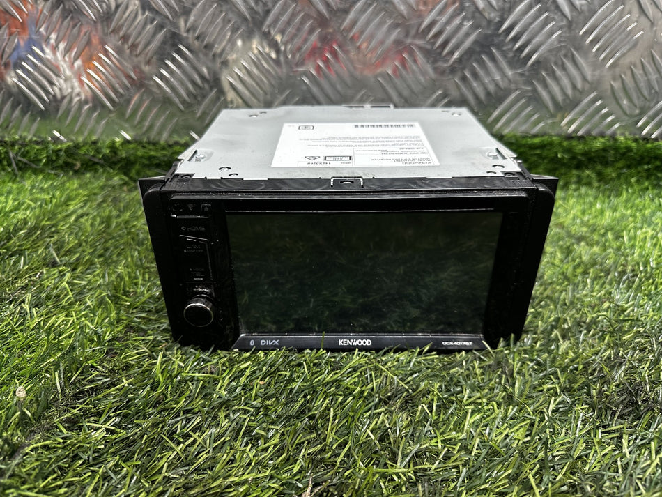 2005 Toyota RAV4 A20 - Stereo Head Unit PN: YJ5-105X-01