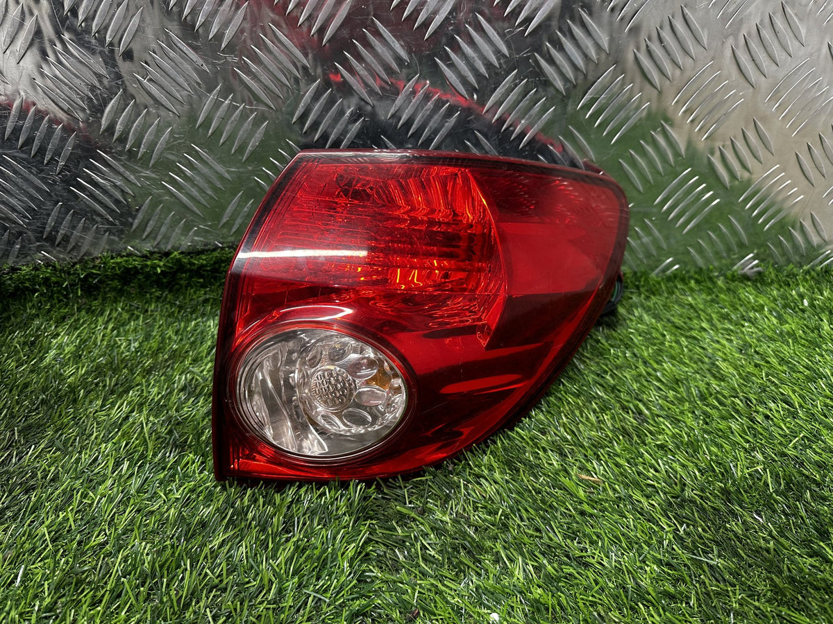 2005-2018 Nissan Wingroad Y12 - Right Taillight PN: KOITO-220-24857
