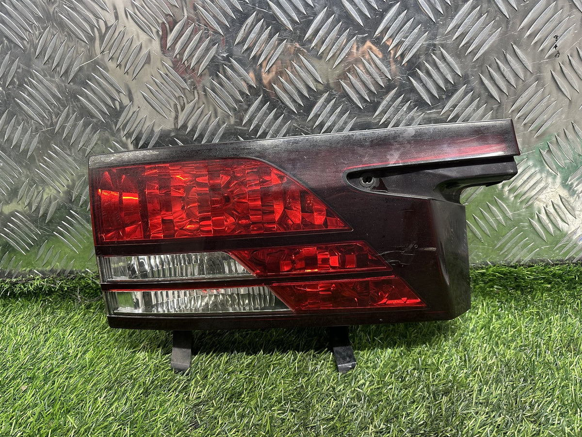 2000-2005 Toyota Estima R30 - Left Tailgate Garnish PN: ICHICOH 28-170