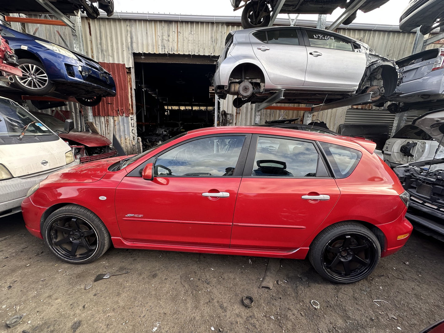 2005 Mazda Mazda3 SP23 JM0BK103100147291
