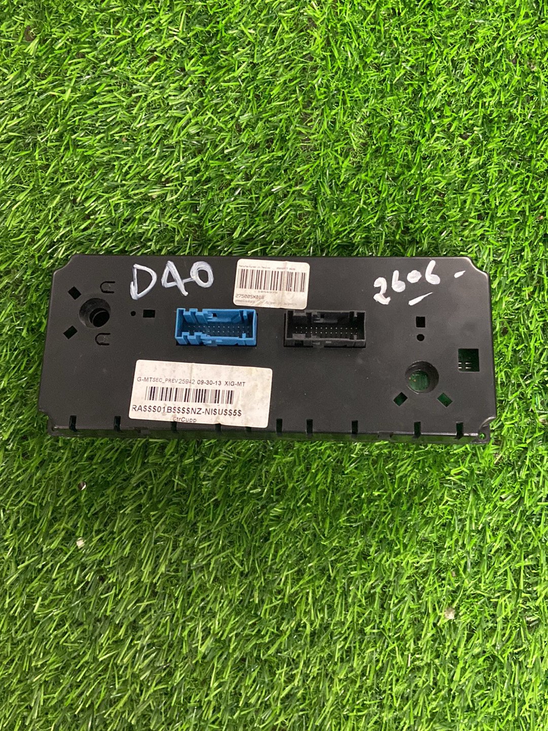 2004 - 2015 Nissan Navara Heater/AC Controls 275005X018