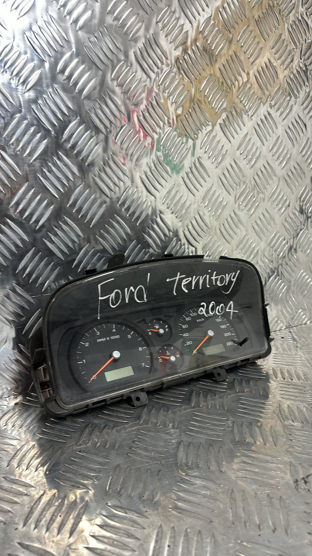 2004-2005 Ford Territory Instrument Cluster 3R73 10849-BA