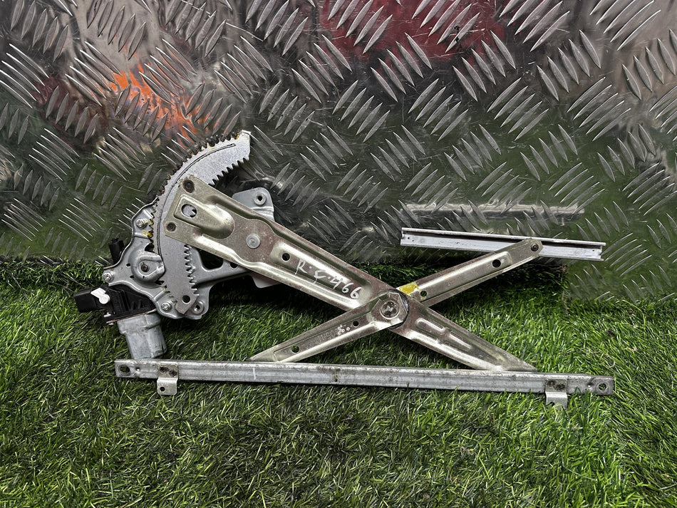 2008 Mitsubishi Outlander CW*W - Right Front Window Regulator/Motor PN: 2 PIN 5713A-090