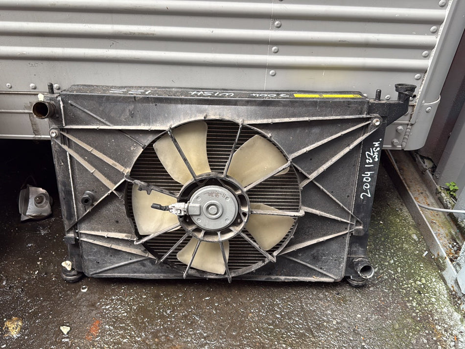 2003-2008 Toyota Wish E10- Radiator PN: