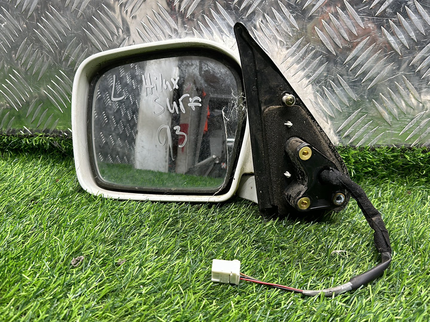 1996 - 2002 Toyota Hilux Surf Left Door Mirror 3 WIRE TYPE