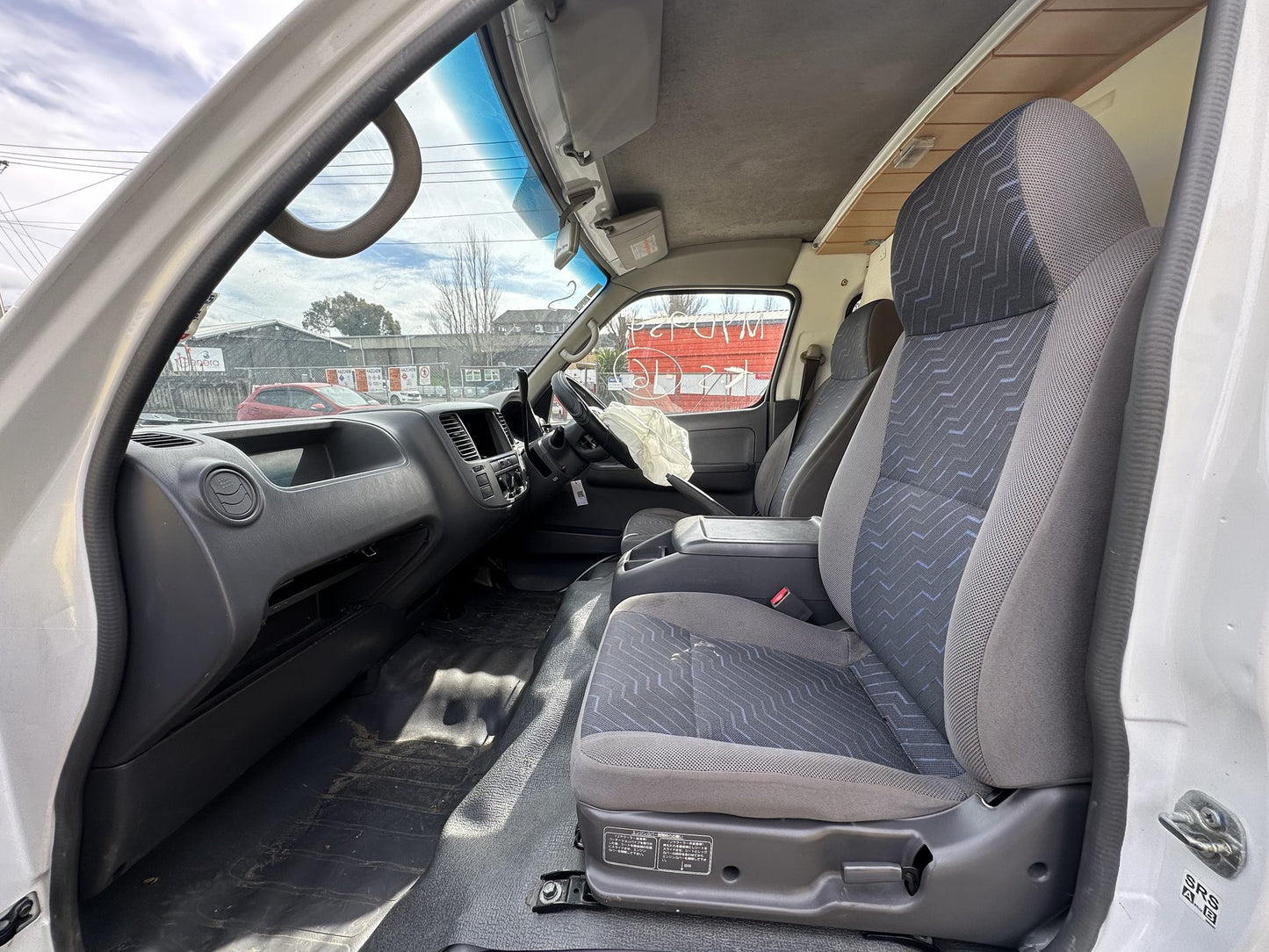 2005 Nissan Caravan VPE25