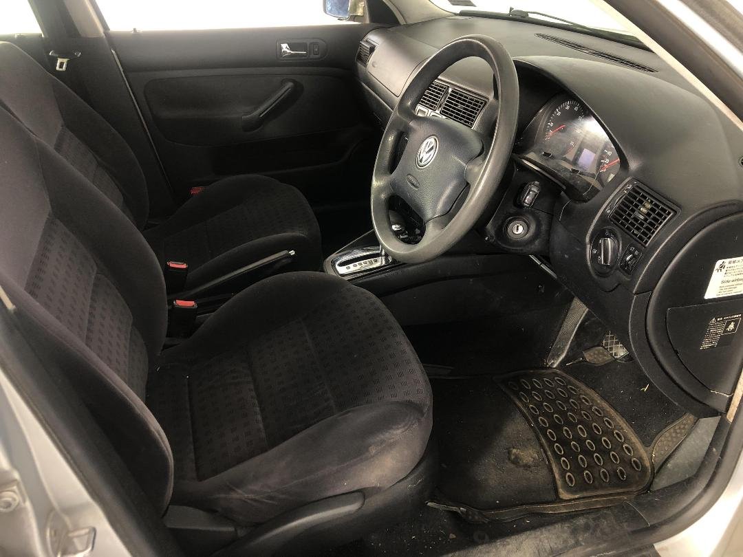2001 Volkswagen Golf WVWZZZ1JZ1P546963