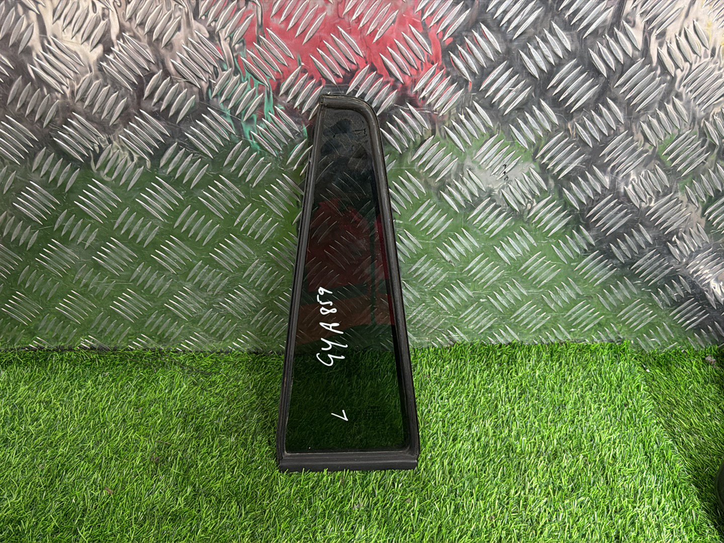 2002 - 2007 Mazda Demio Left Rear Quarter Door Glass 43R-001897 tint