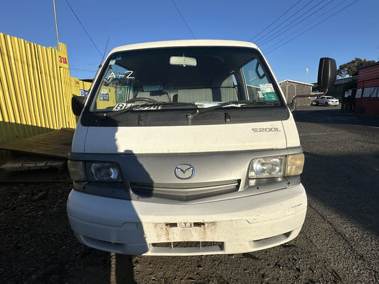 2003 Mazda E2000