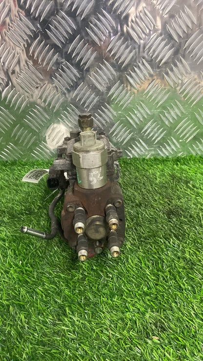Toyota Hilux Injector Pump 221005D180