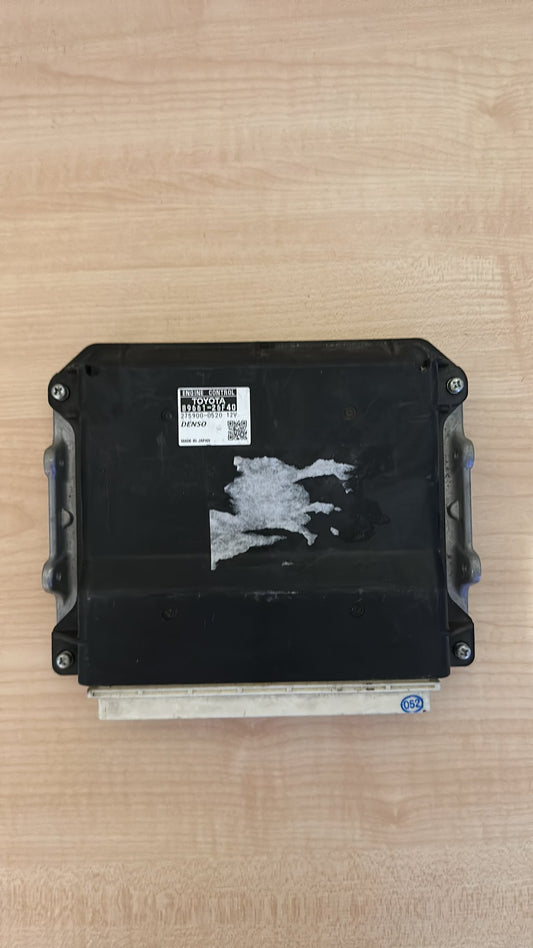 Toyota Hiace ECU 89661-26F40