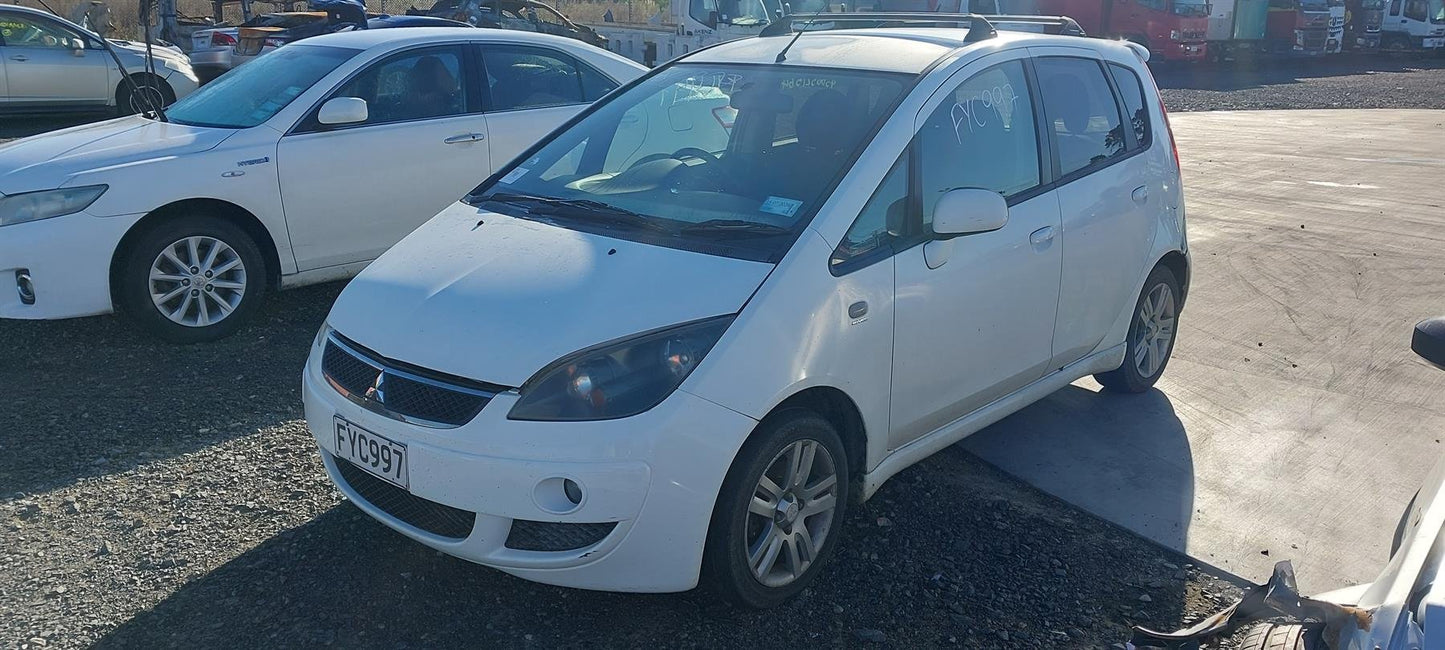 2006 Mitsubishi Colt JMFXNZ23A6Z000963