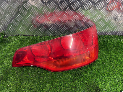 2007 - 2010 Audi Q7 Right Taillight 4L0 945 094