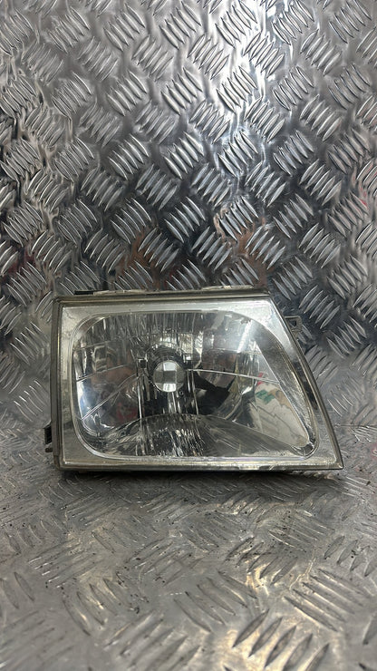 1997-2005 Toyota Hilux Right Headlight DEPO 212-11C4R