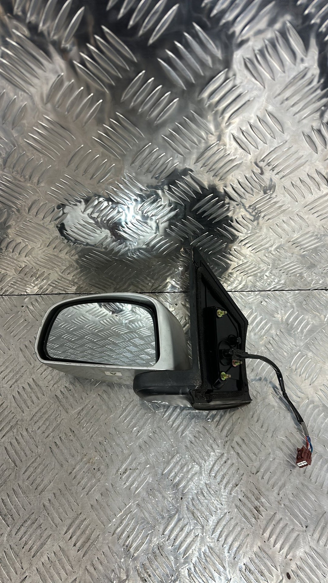 2005-2018 Nissan AD Y12- Left Door Mirror PN: 5 WIRE