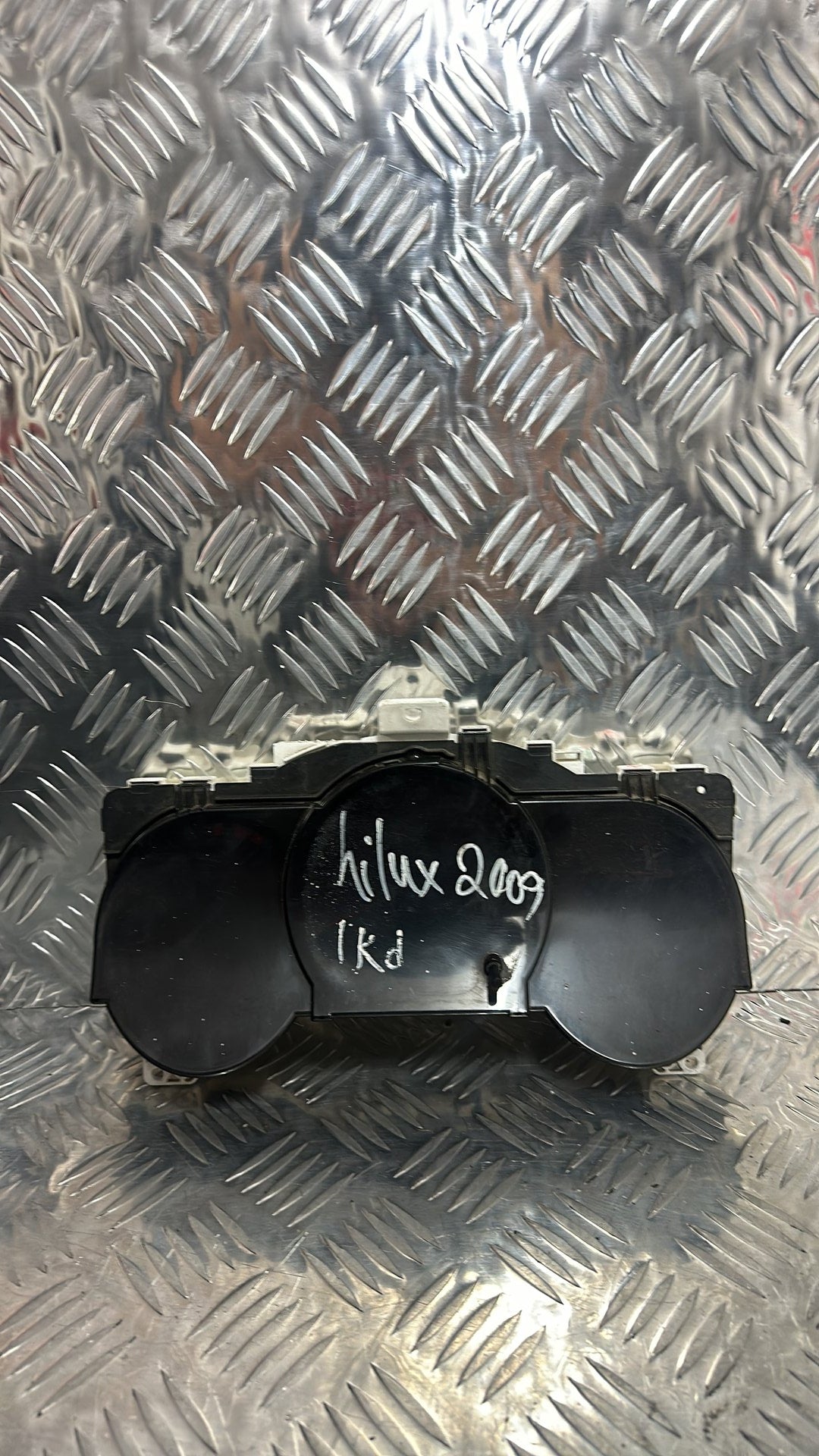 2009-2015 Toyota Hilux Instrument Cluster 83800-0K281