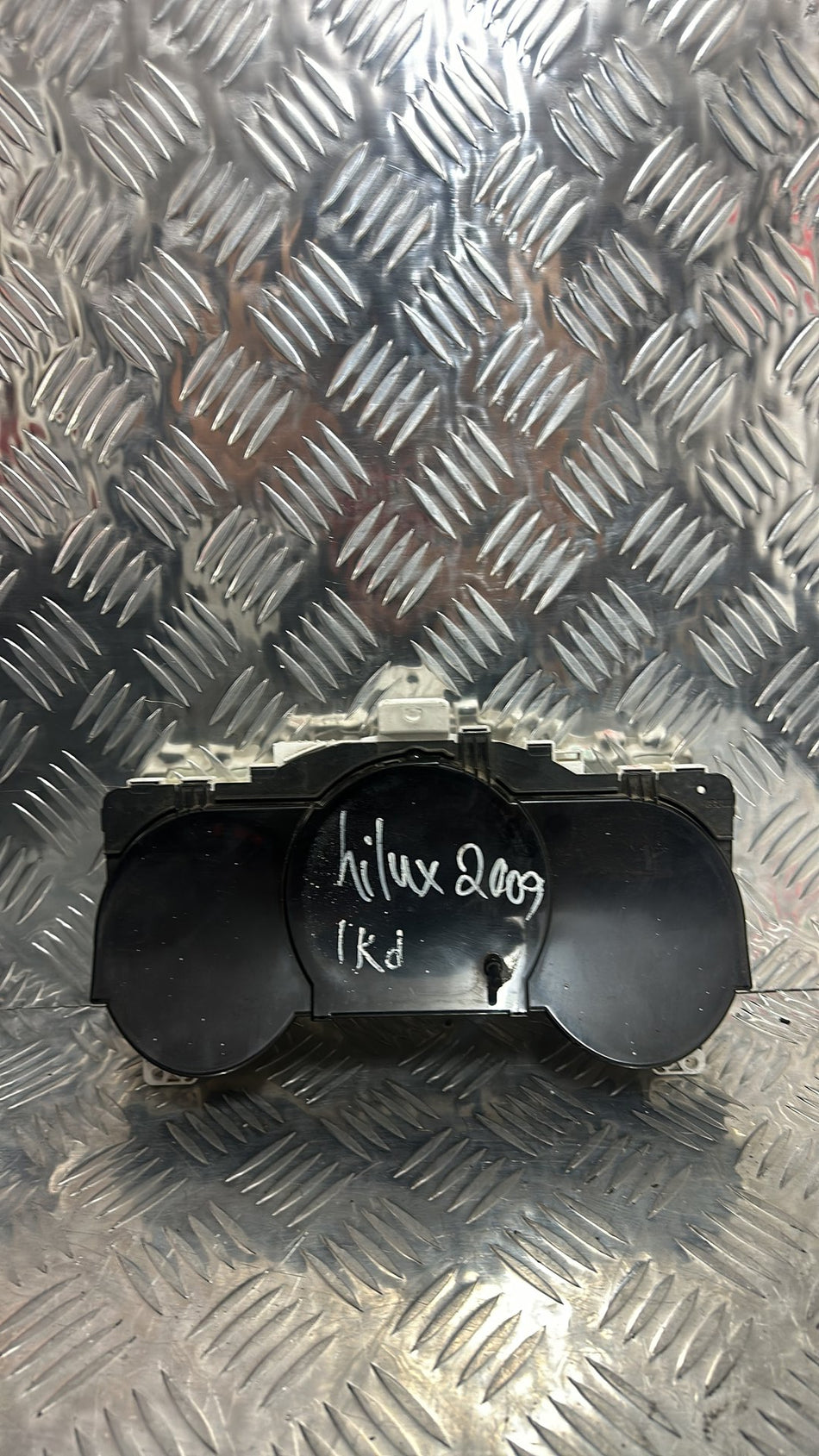 2009-2015 Toyota Hilux KUN1*- Instrument Cluster PN: 83800-0K281