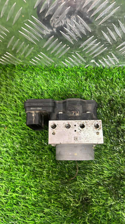 Toyota Corolla ABS Pump/Modulator 44510-12590