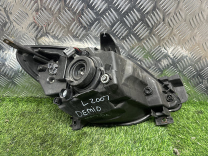 2002-2007 Mazda Demio DY- Left Headlight PN: STANLEY P5548