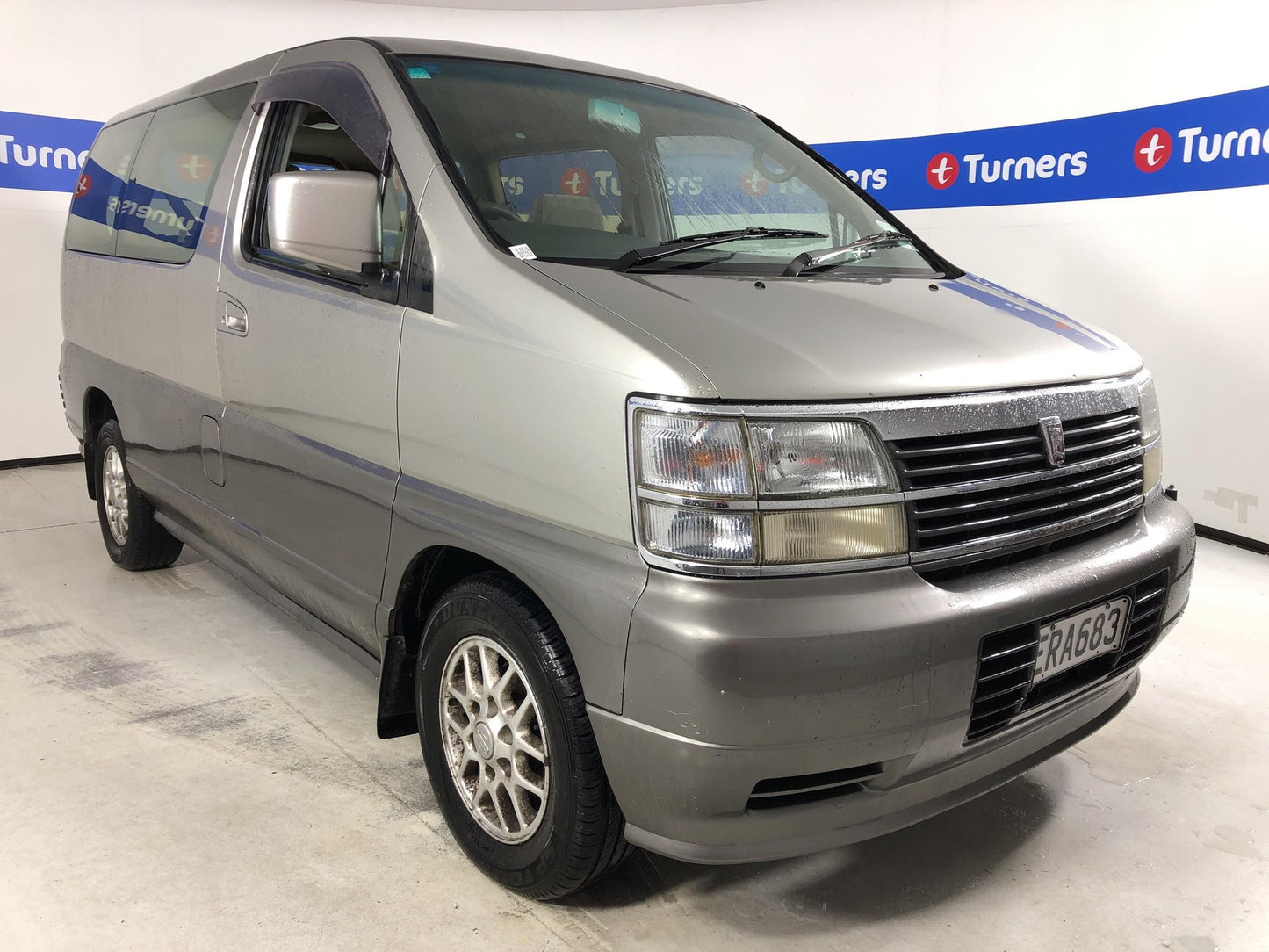 1999 Nissan Elgrand QD32 WRECKING FOR PARTS ONLY