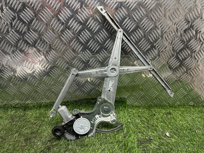 2011-2021 Toyota Aqua NHP10- Right Front Window Regulator/Motor PN: 7 PIN