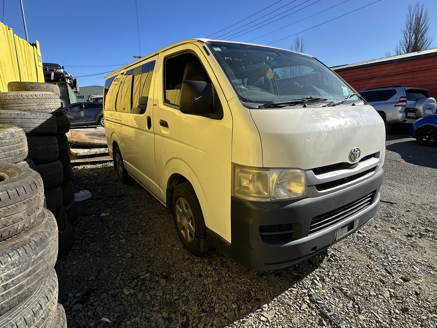 2010 Toyota Hiace Commuter