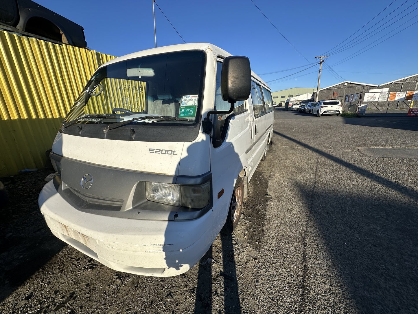 2003 Mazda E2000