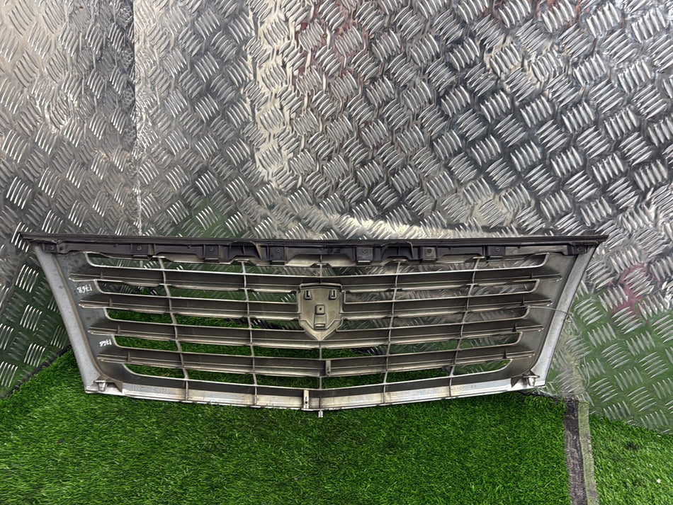 2002-2008 Toyota Alphard H10- Grille PN: 53101-58041
