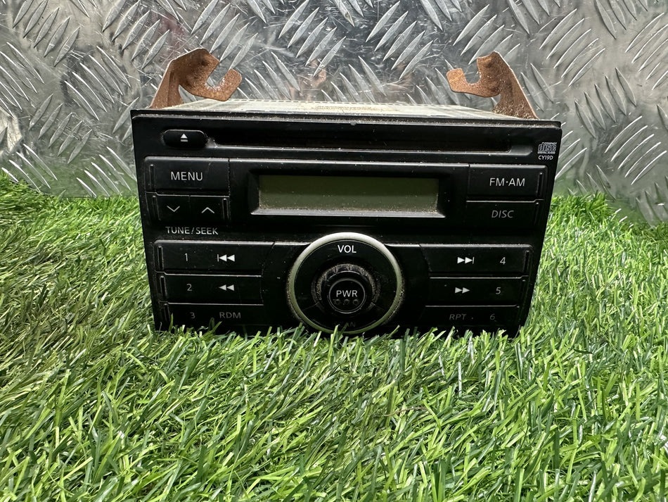 2000-2007 Nissan X-Trail T30- Radio CD Player PN: 28185 EB80A