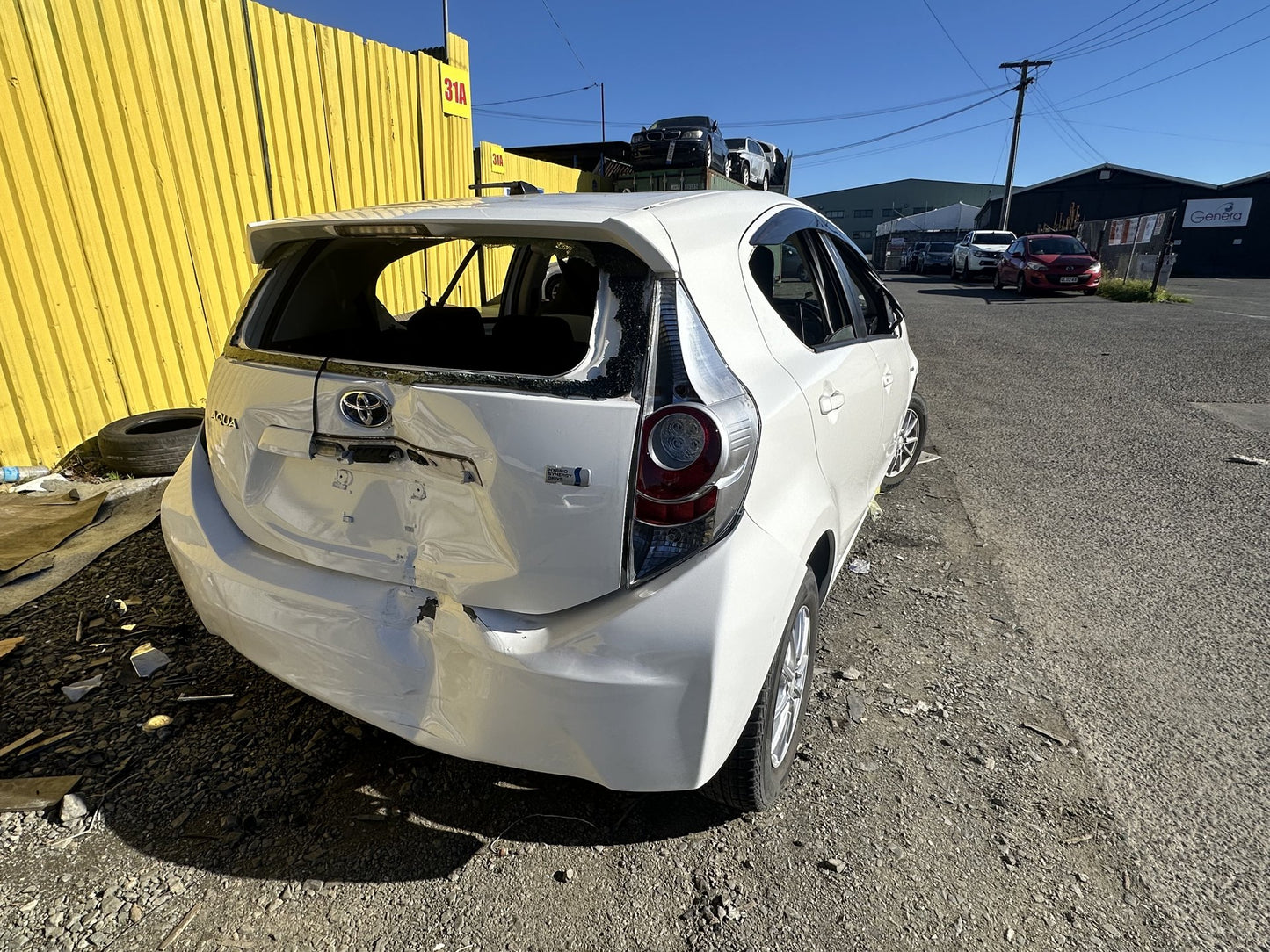 2012 Toyota Aqua Hybrid NHP10