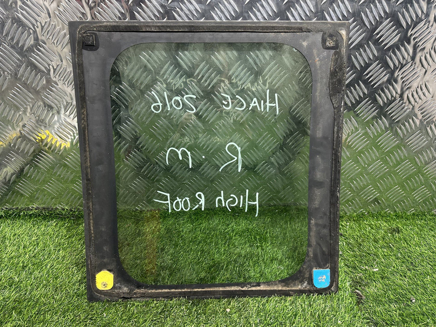 2004-2019 Toyota Hiace H200- Right Rear Cargo Glass PN: M2H3 HIGH ROOF