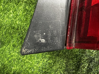 2001-2007 Toyota Highlander U20 - Right Taillight PN: KOITO 48-54