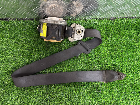 2001-2007 Toyota Noah R60- Right Front Seat Belt PN: TK-AF2-F1823-P