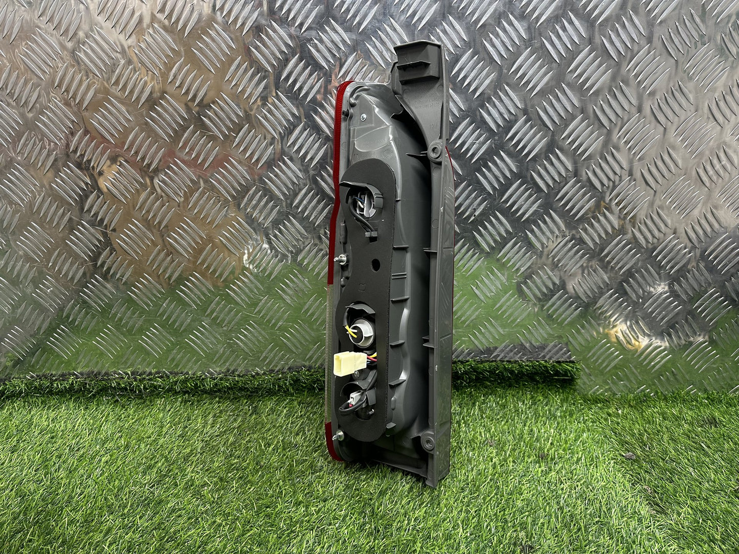 2004-2019 Toyota Hiace- Right Taillight PN: