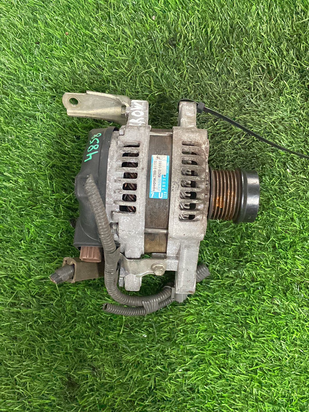 Toyota Crown Alternator 2706031170