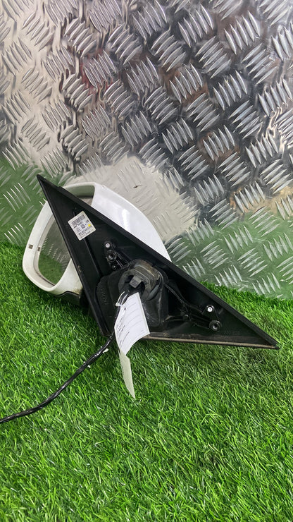 Audi Q5 Left Door Mirror 7 WIRE