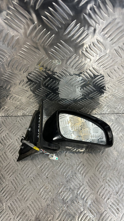 2005-2009 Nissan Fuga GY50- Right Door Mirror PN: 11 WIRE