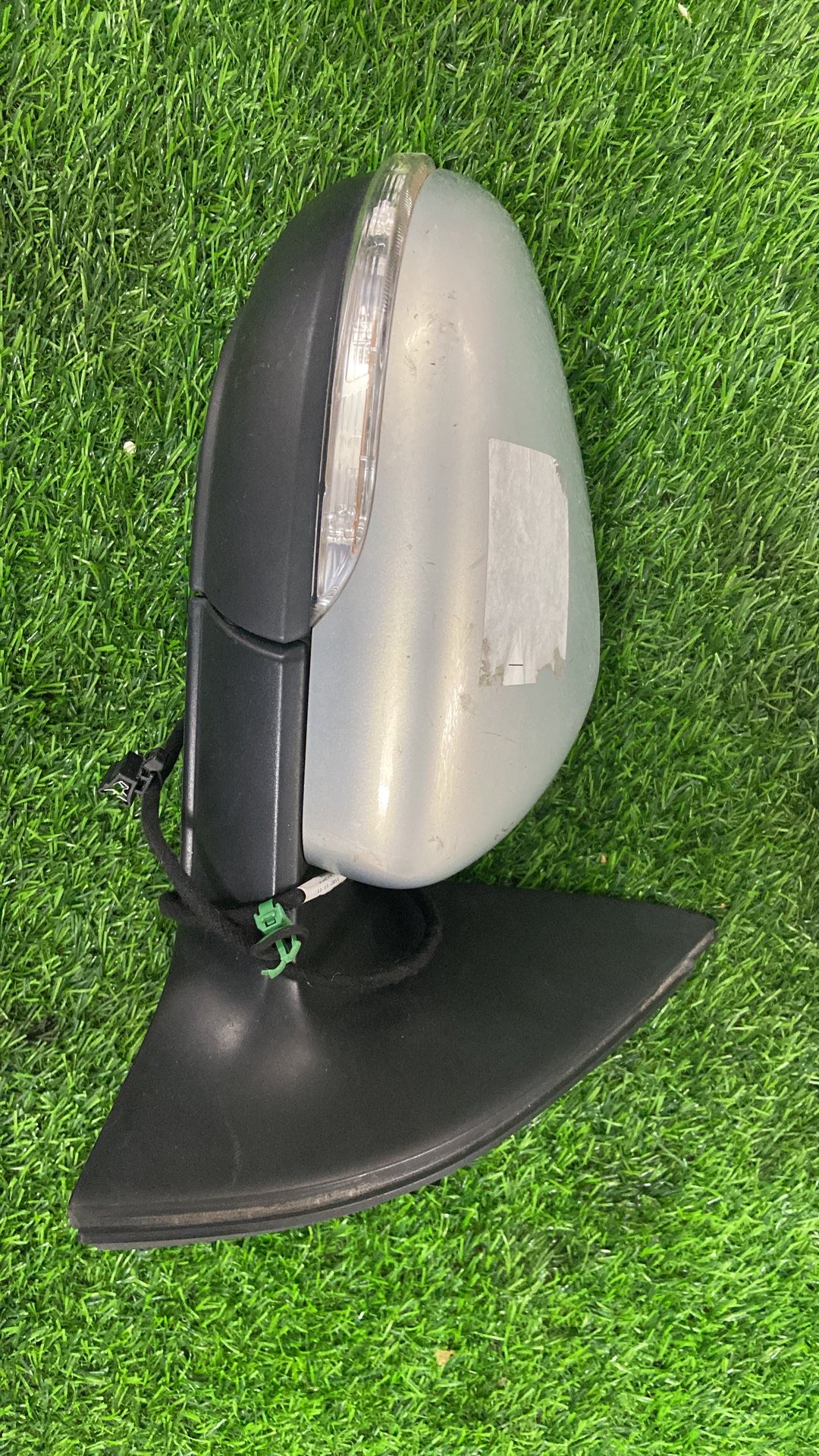 2009 - 2013 Volkswagen Golf Right Door Mirror 6 WIRE
