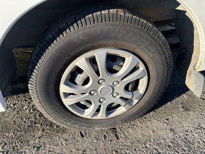 2003 Mazda E2000