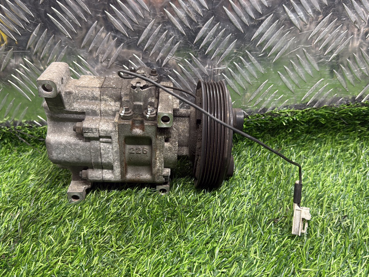 Mazda Demio A/C Compressor H09A1AC4DT