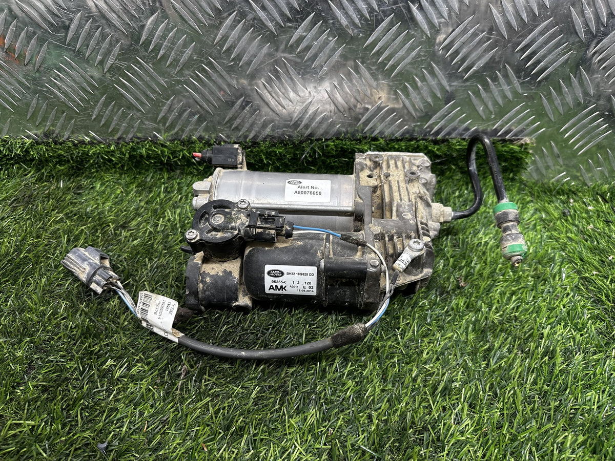 2004-2010 Land Rover Discovery L319 - Air Suspension Compressor PN: BH32 19G525 DD