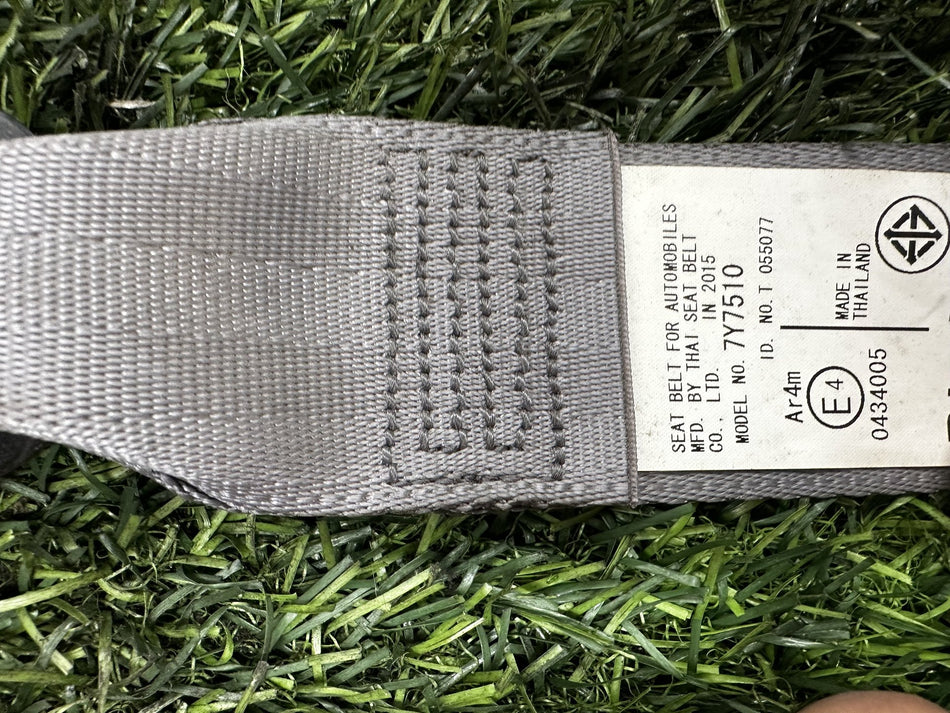 2015 Toyota Hilux AN120 - Right Rear Seat Belt PN: 7Y7510