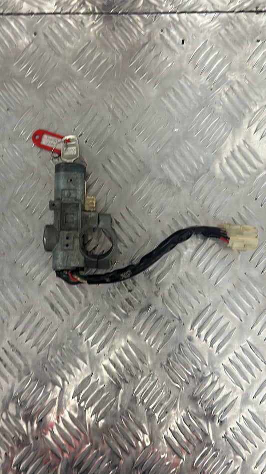 1996-1998 Nissan Bluebird- Ignition With Key PN: AS-51