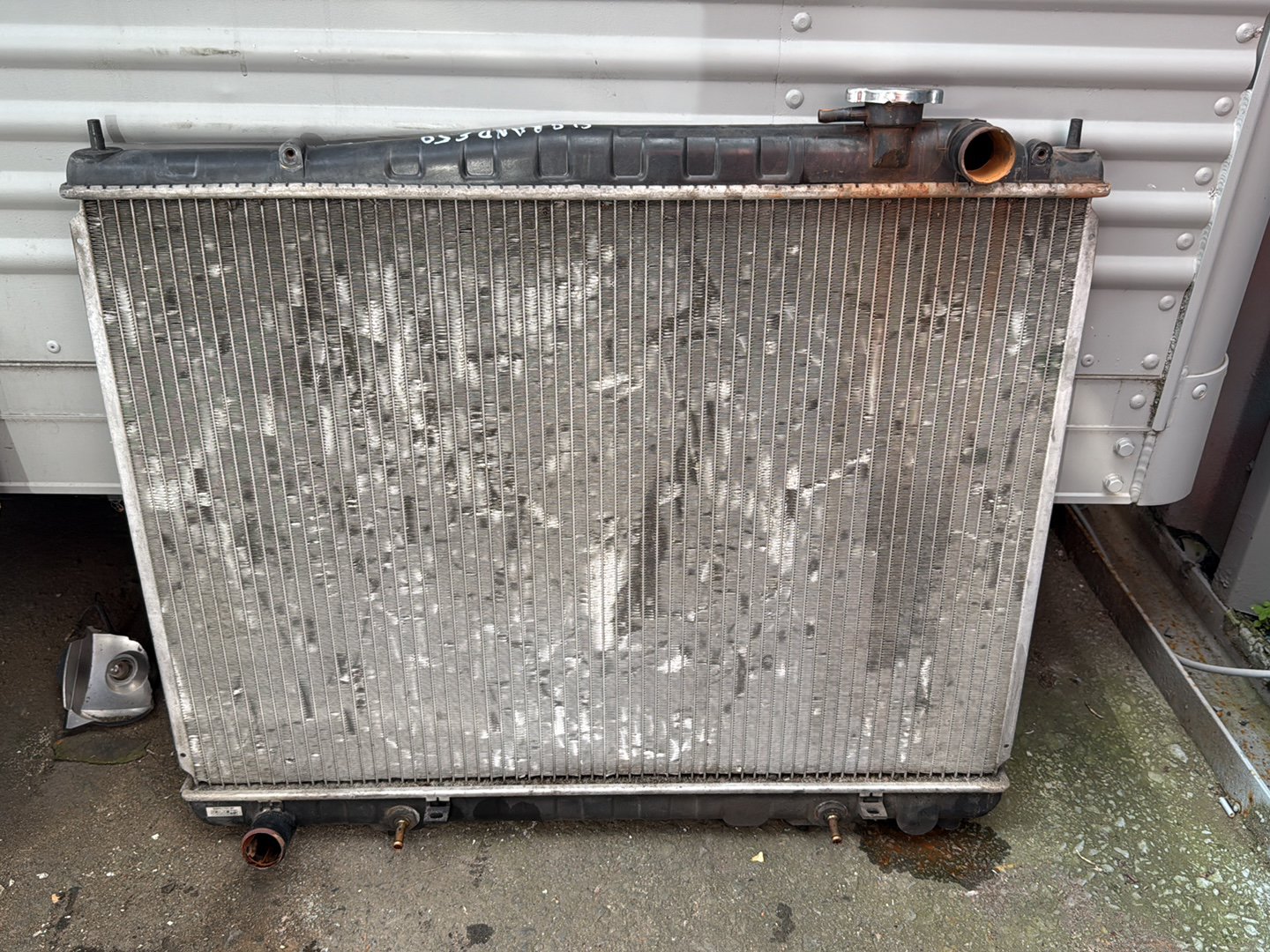1997-2002 Nissan Elgrand ZD30 3.0D Radiator