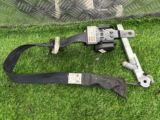 2005-2010 Nissan Serena C25- Right Front Seat Belt PN: 6072407