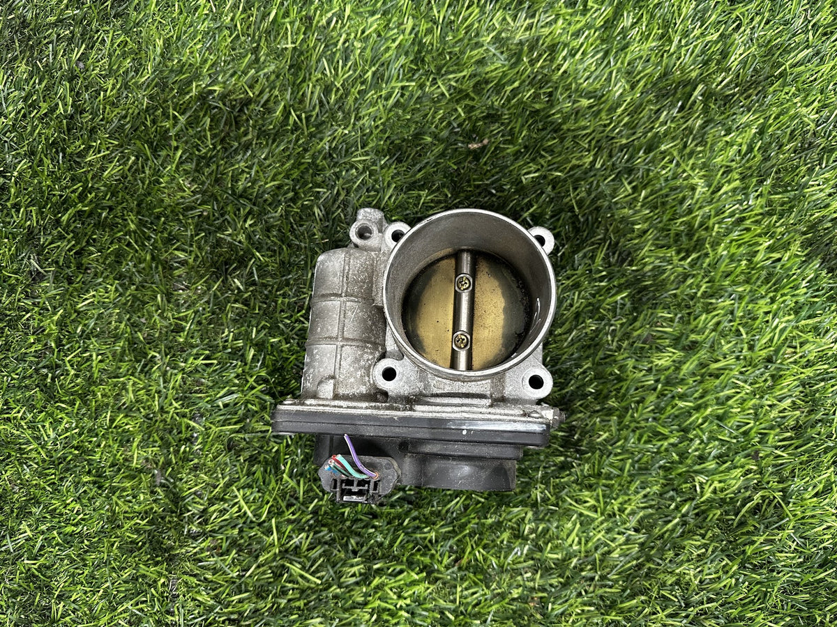 2005-2018 Nissan Wingroad Y12 - Throttle Body PN: MR18