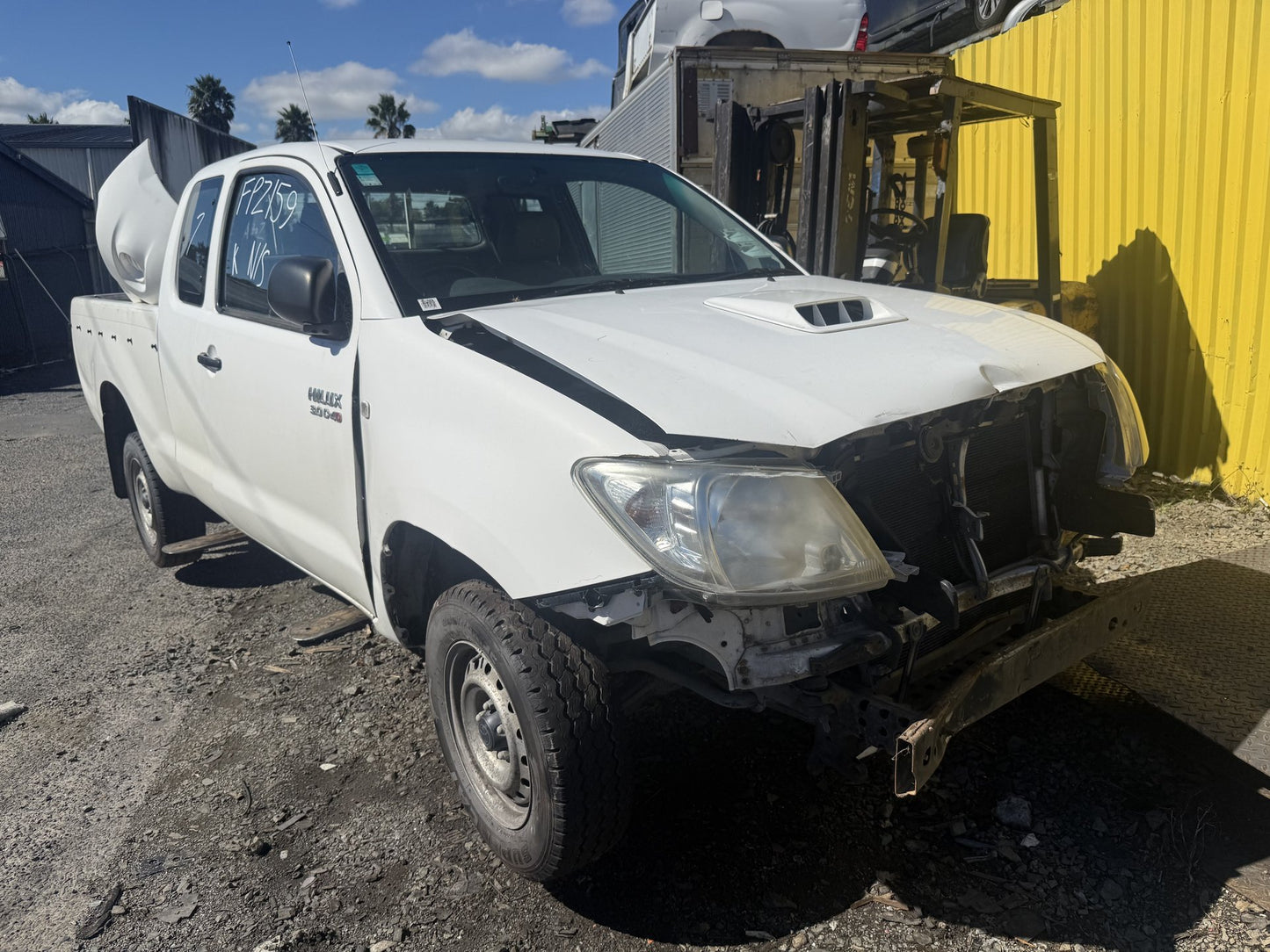 2010 Toyota Hilux 1KD-FTV WRECKING FOR PARTS ONLY